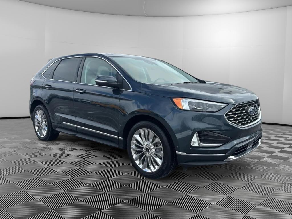 Used 2022 Ford Edge Titanium SUV