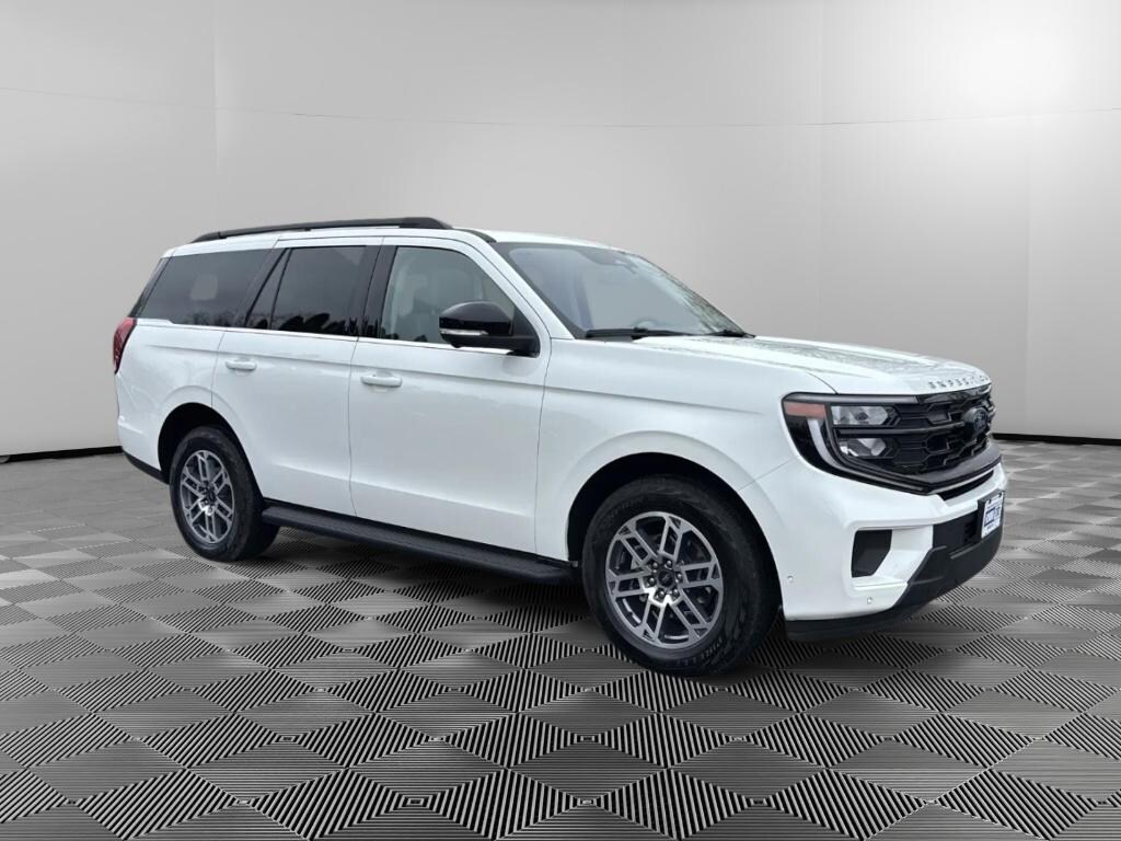 Used 2025 Ford Expedition Active SUV