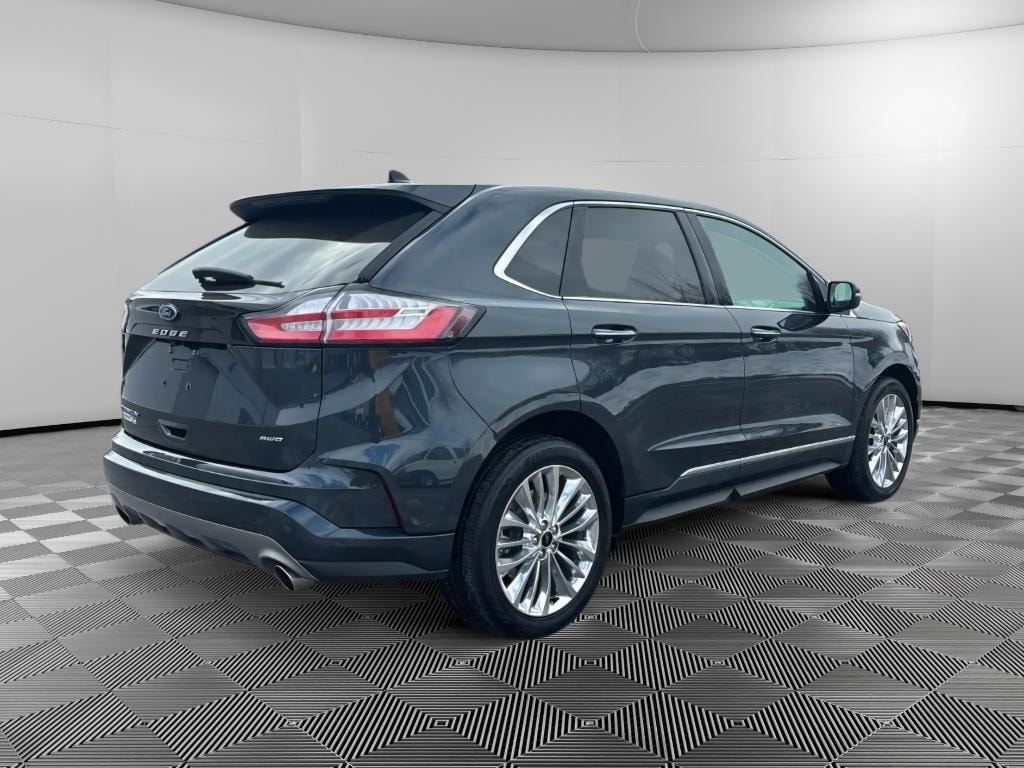 Used 2022 Ford Edge Titanium SUV