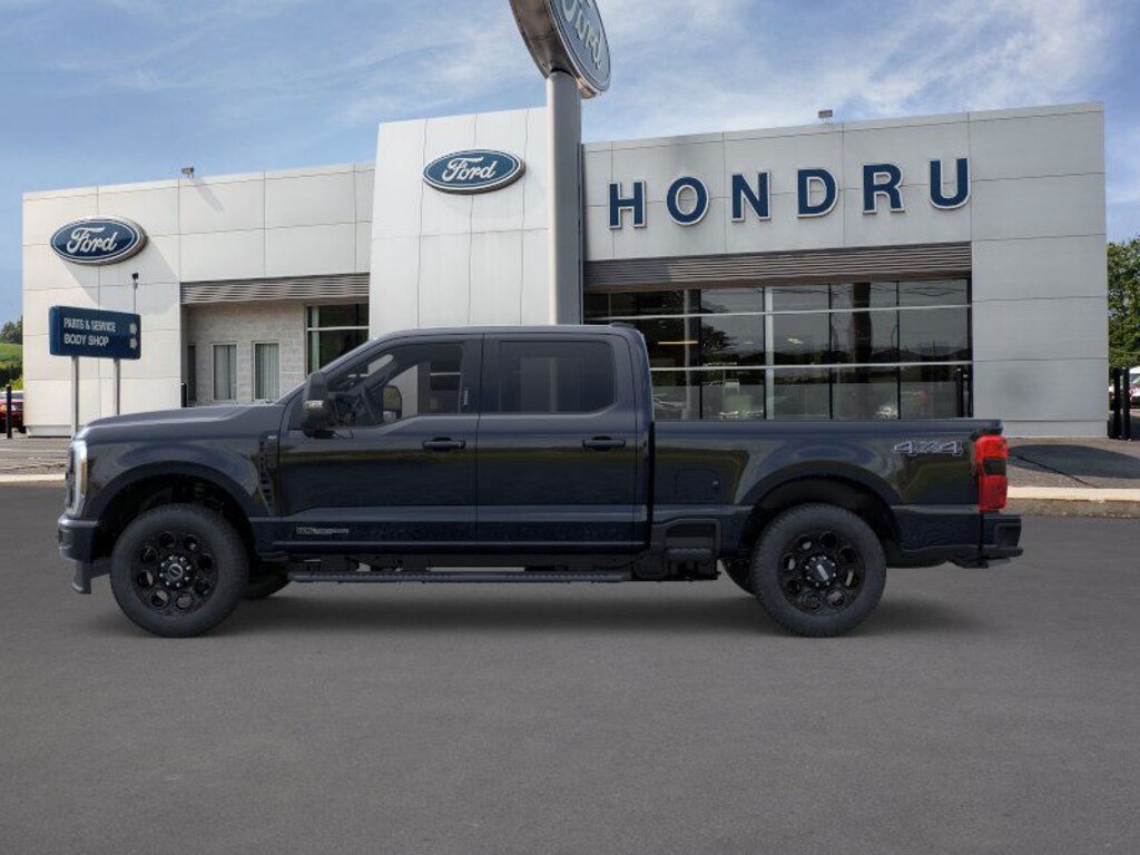 New 2026 Ford F-250 XLT Truck Crew Cab