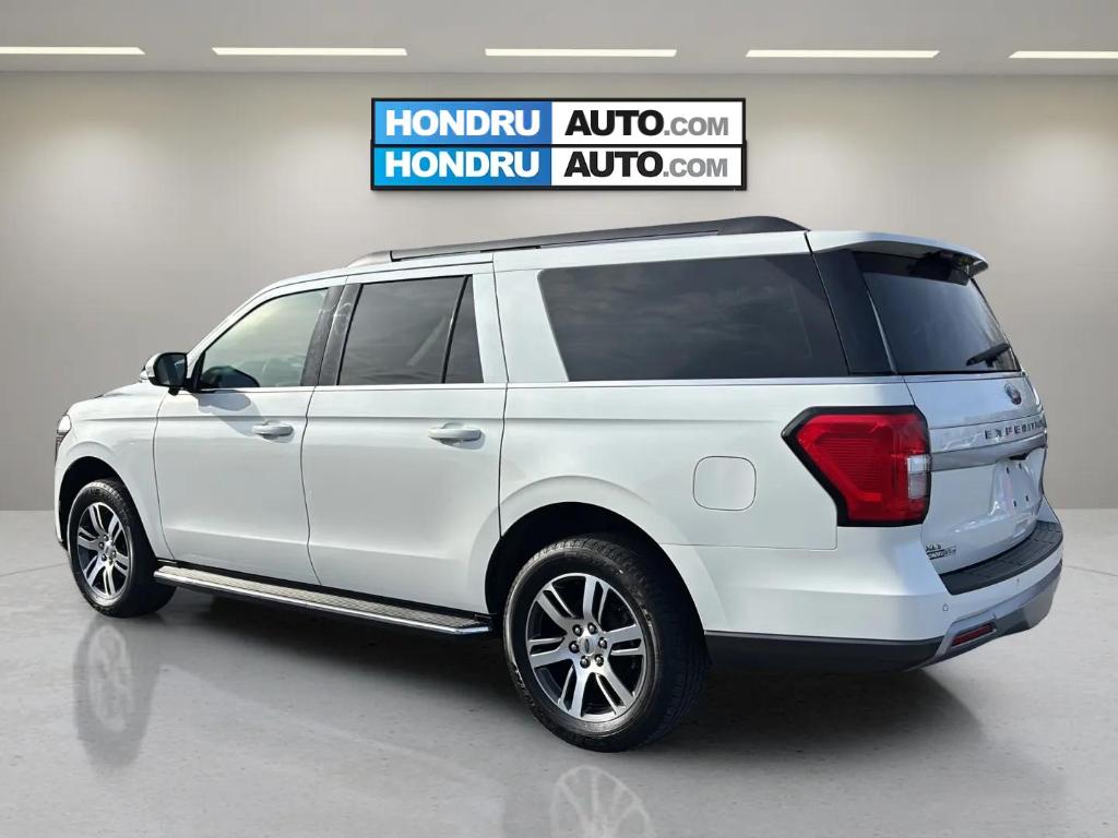 2022 Ford Expedition MAX XLT photo 3