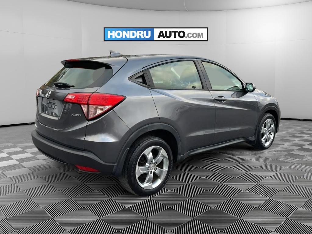 2017 Honda HR-V LX Sport photo 3
