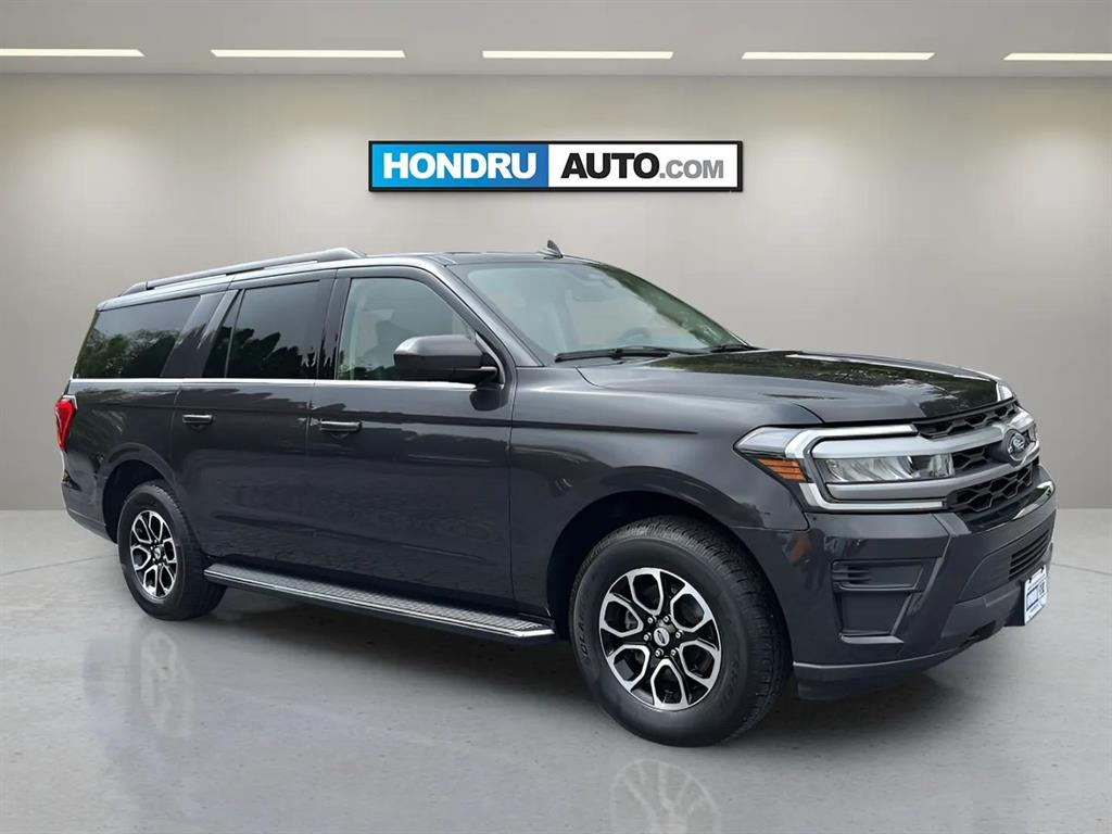 2022 Ford Expedition MAX XLT photo 2