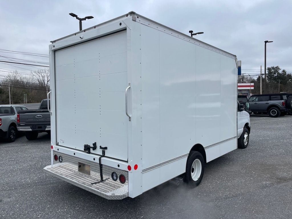 New 2024 Ford E-450 Super Duty Base Truck
