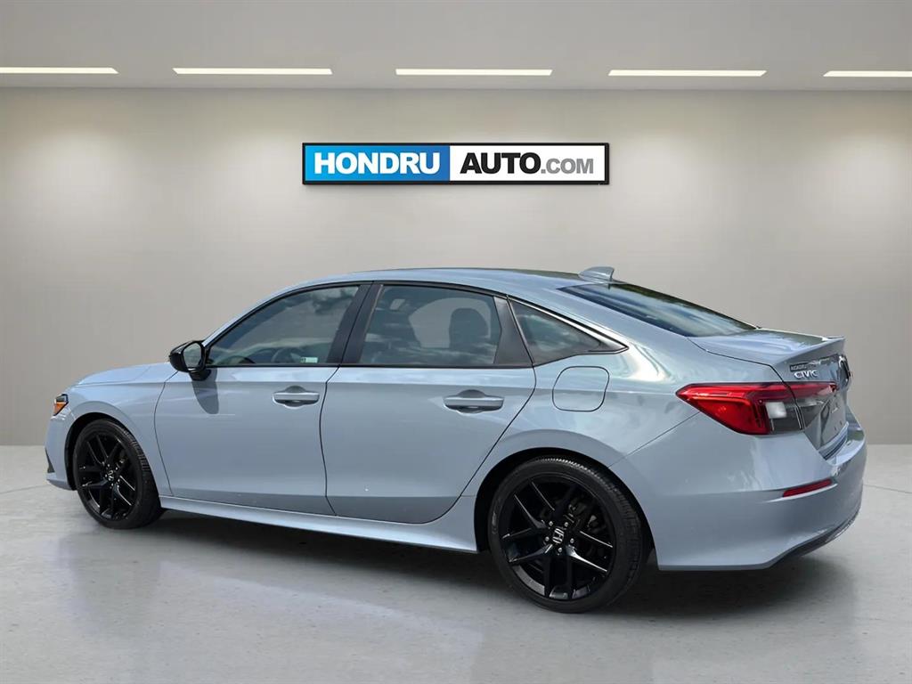 2022 Honda Civic Sport photo 2