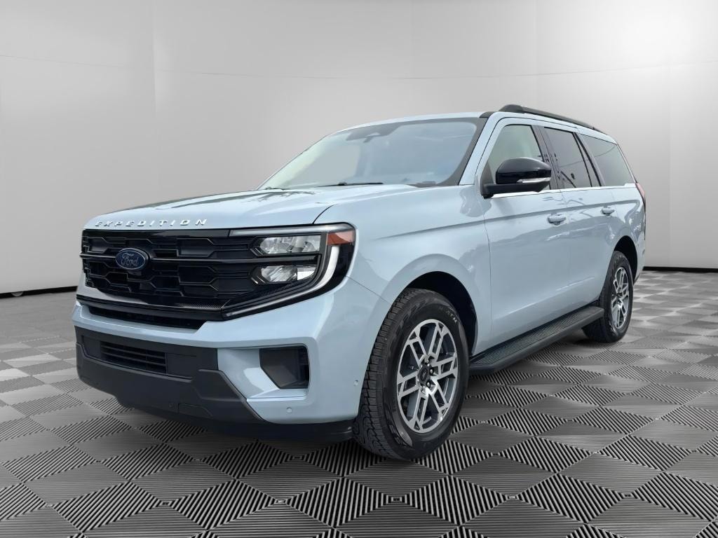 Used 2025 Ford Expedition Active SUV