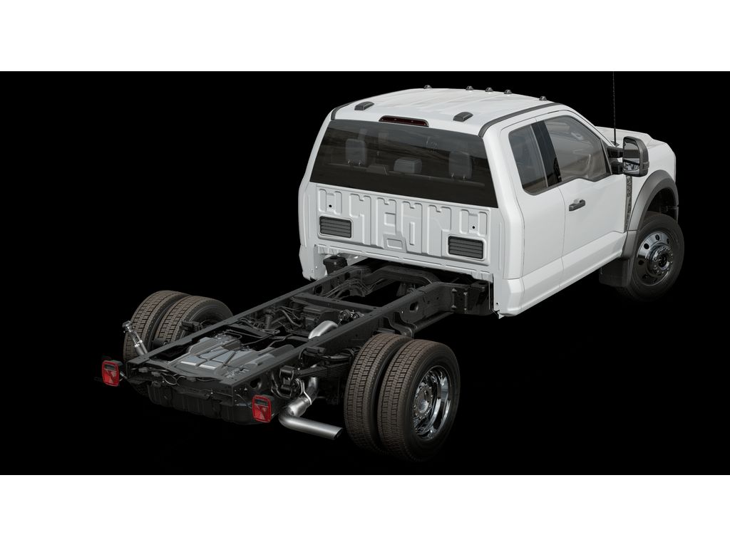 2024 Ford F-550 XLT photo 3