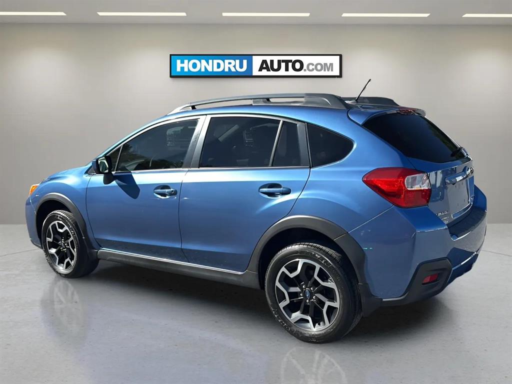 2016 Subaru Crosstrek 2.0i Premium photo 3
