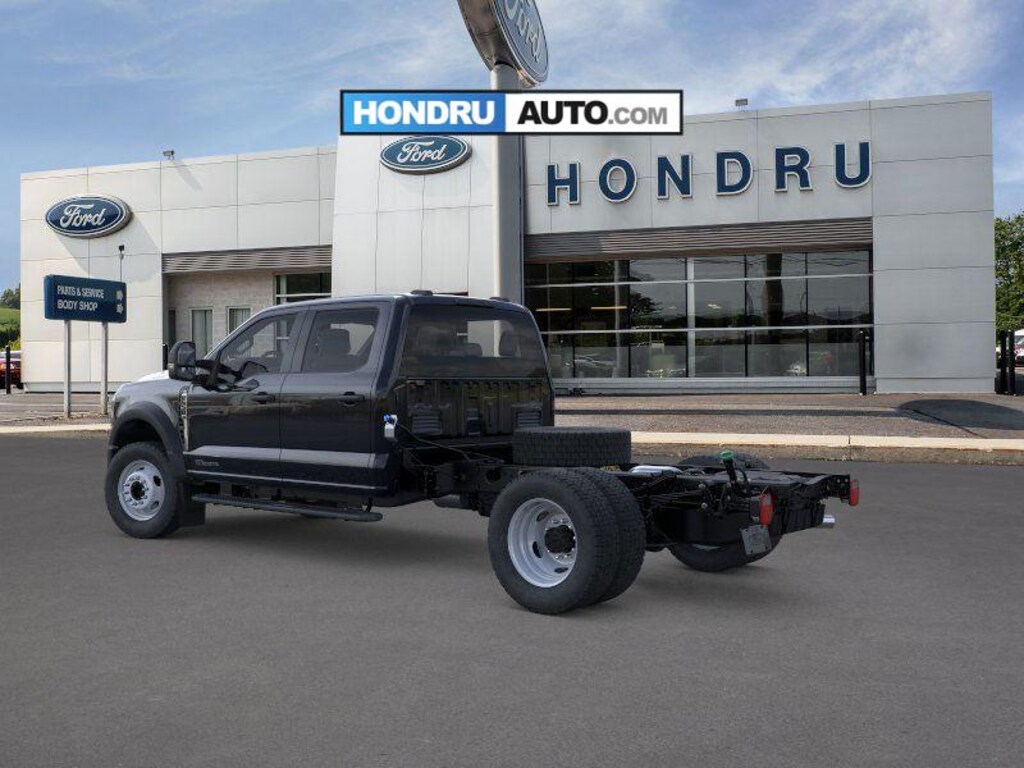 New 2025 Ford F-550 Chassis Truck Crew Cab
