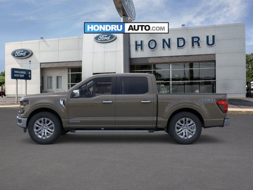 New 2025 Ford F-150 XLT Crew Cab