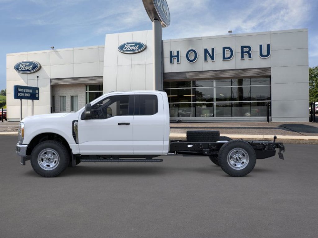 New 2026 Ford F-350 XL Extended Cab