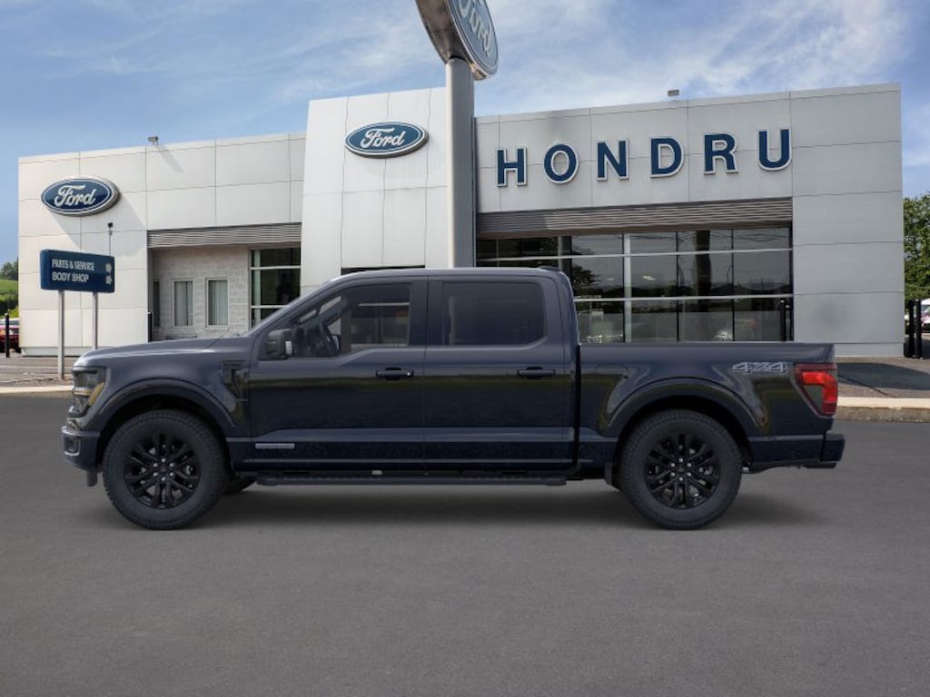 New 2025 Ford F-150 XLT Crew Cab