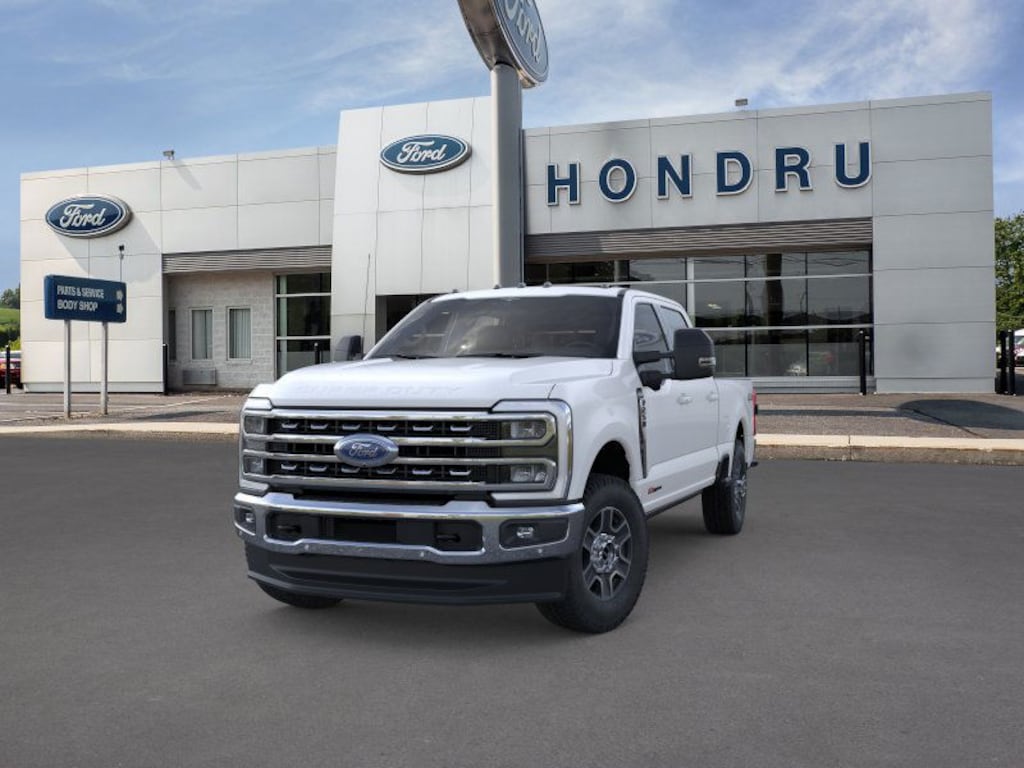 New 2025 Ford Super Duty F-250 Lariat Crew Cab