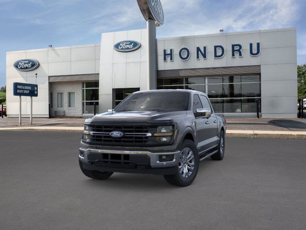 New 2025 Ford F-150 XLT Crew Cab