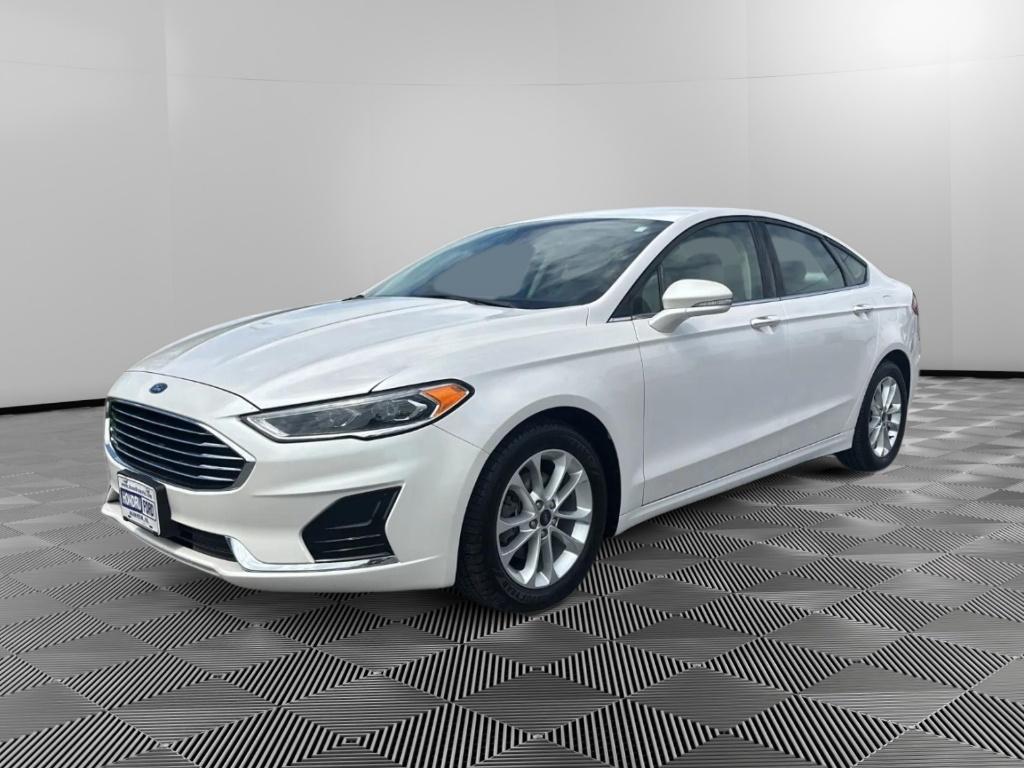 2020 Ford Fusion SEL's photo