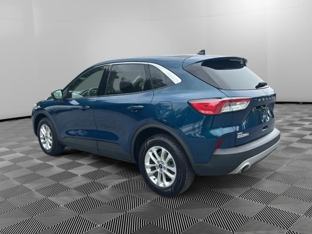 Used 2020 Ford Escape SE Sport Utility