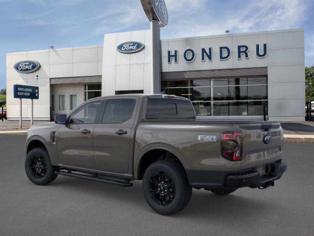 New 2025 Ford Ranger XLT SuperCrew