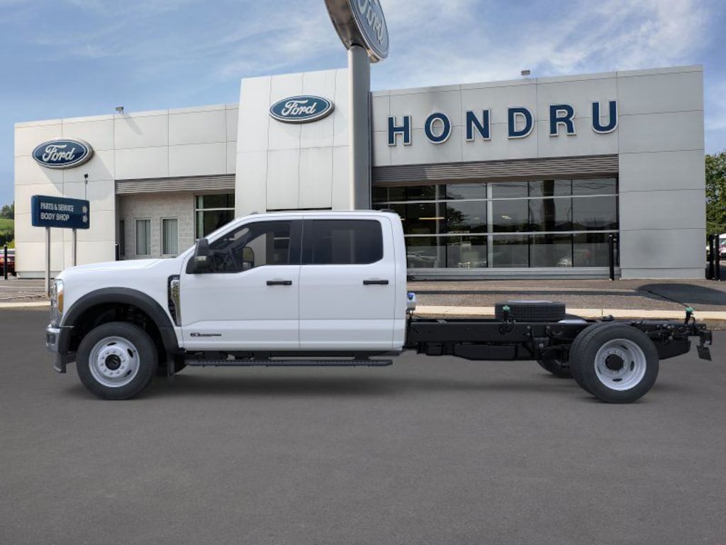 New 2026 Ford F-450 XLT Crew Cab