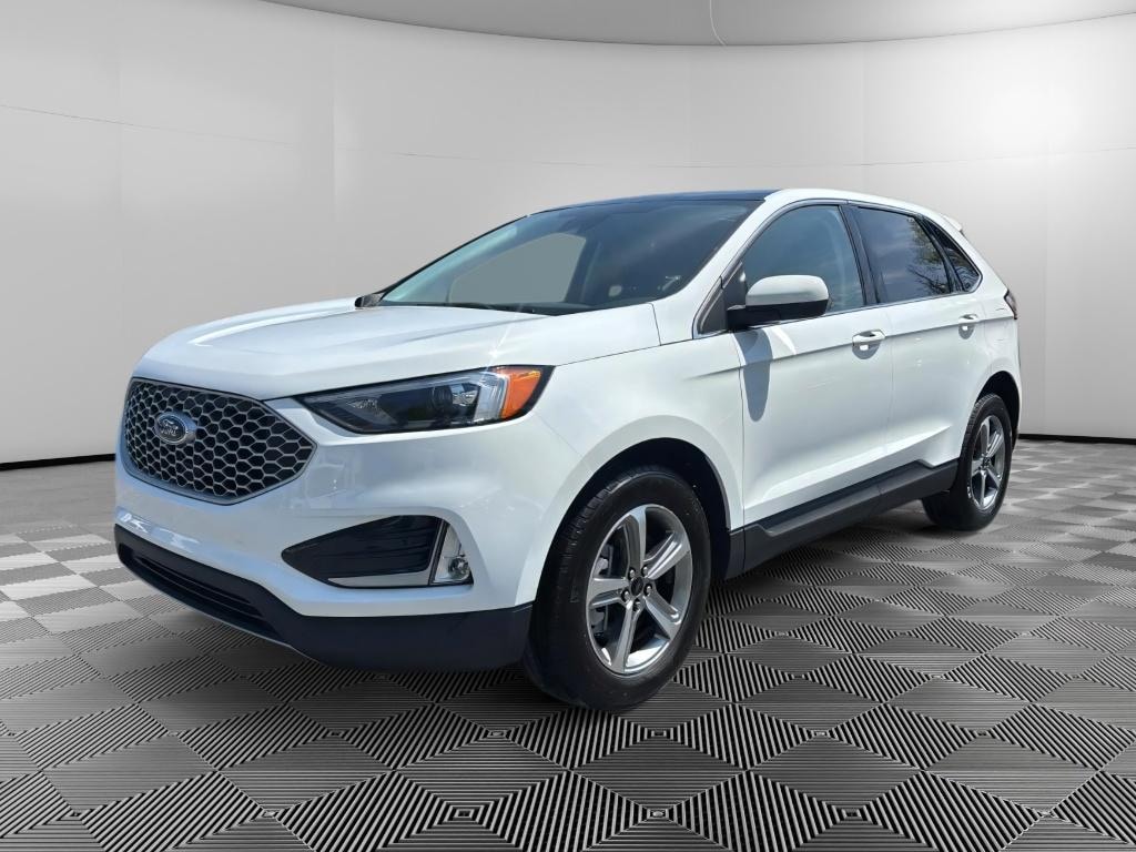 Used 2024 Ford Edge SEL Sport Utility