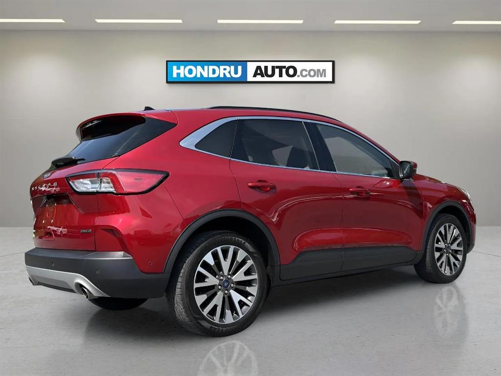 2020 Ford Escape Titanium Hybrid photo 4