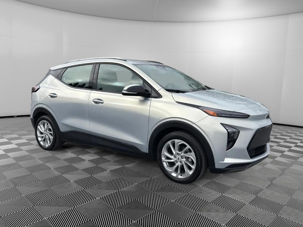 Used 2023 Chevrolet Bolt EUV LT with VIN 1G1FY6S03P4180525 for sale in Manheim, PA