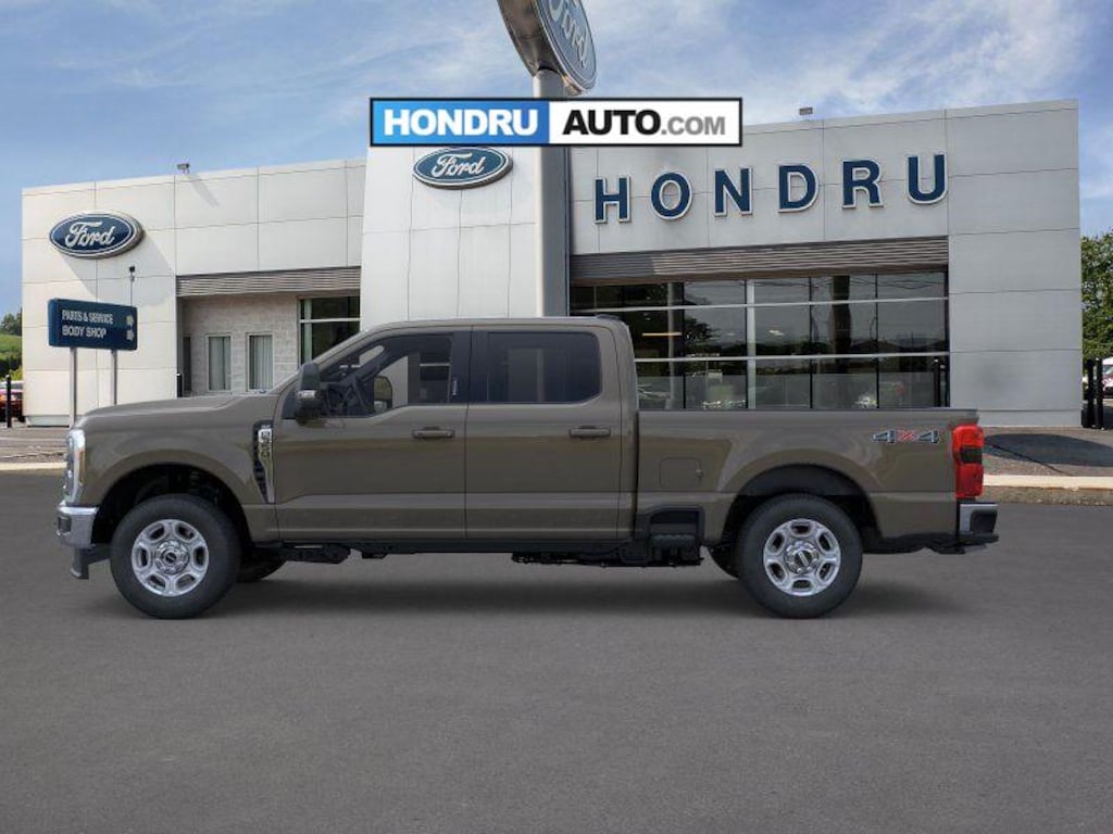 New 2026 Ford F-350 XLT Crew Cab