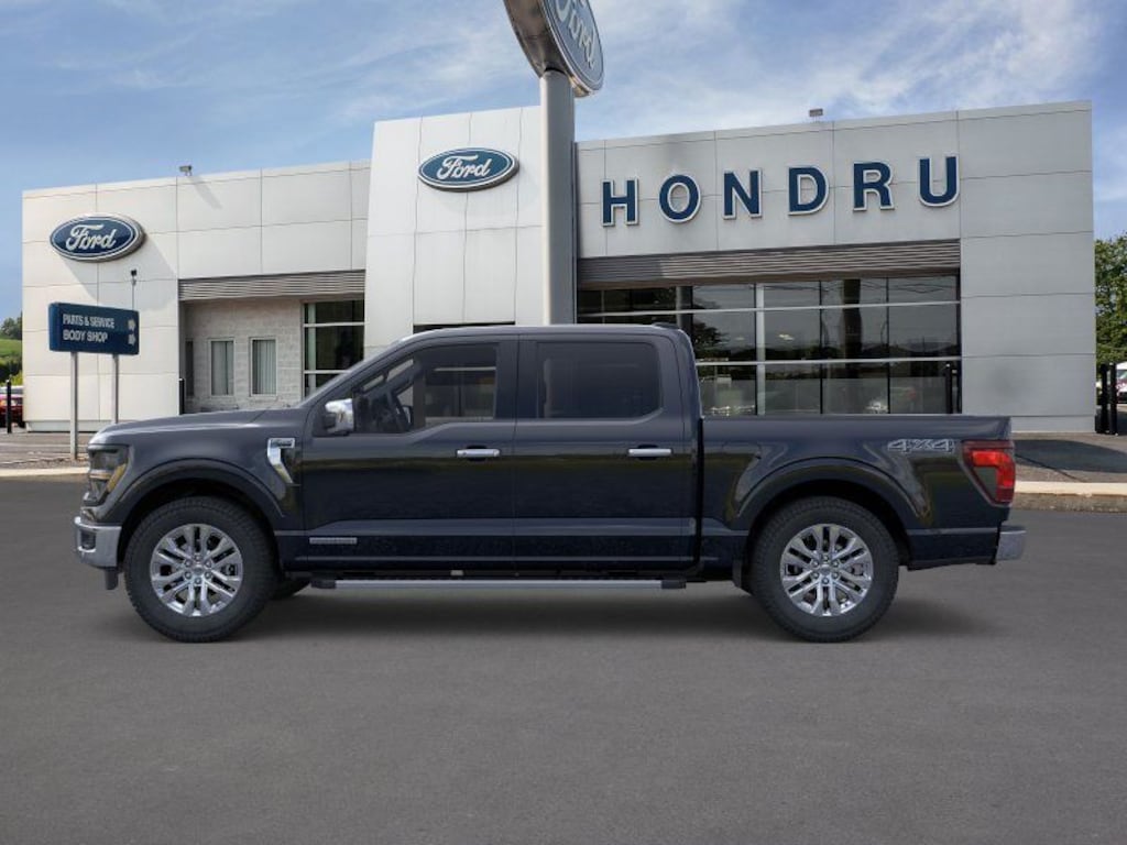 New 2025 Ford F-150 XLT Crew Cab