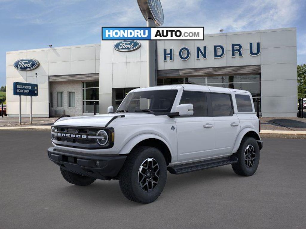 New 2025 Ford Bronco Outer Banks SUV