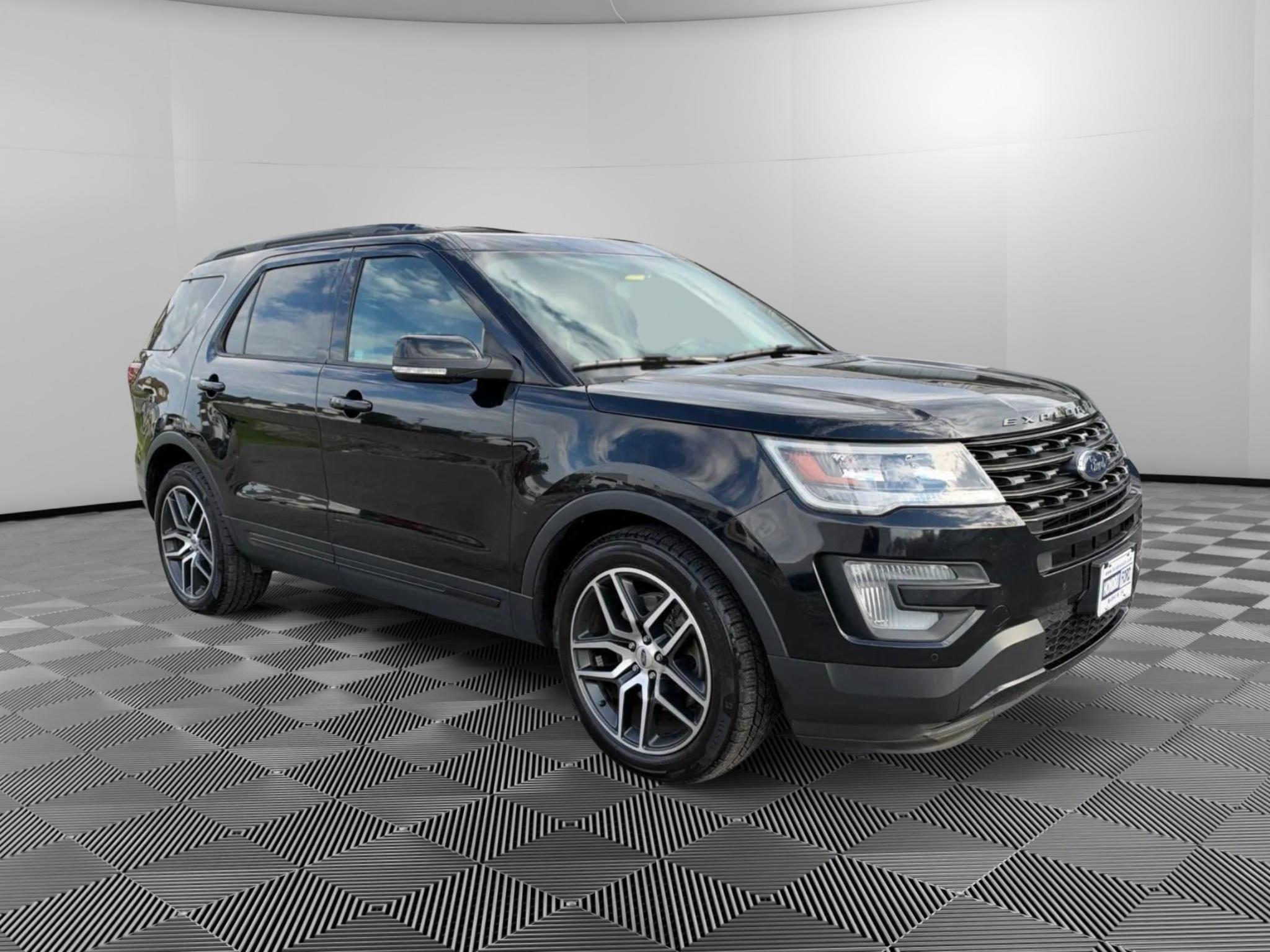 Used 2017 Ford Explorer Sport with VIN 1FM5K8GT0HGE18281 for sale in Manheim, PA