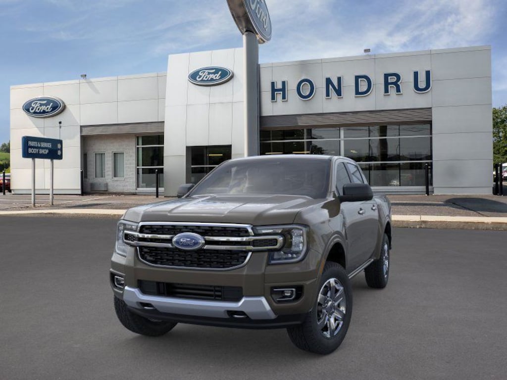 New 2025 Ford Ranger XLT SuperCrew