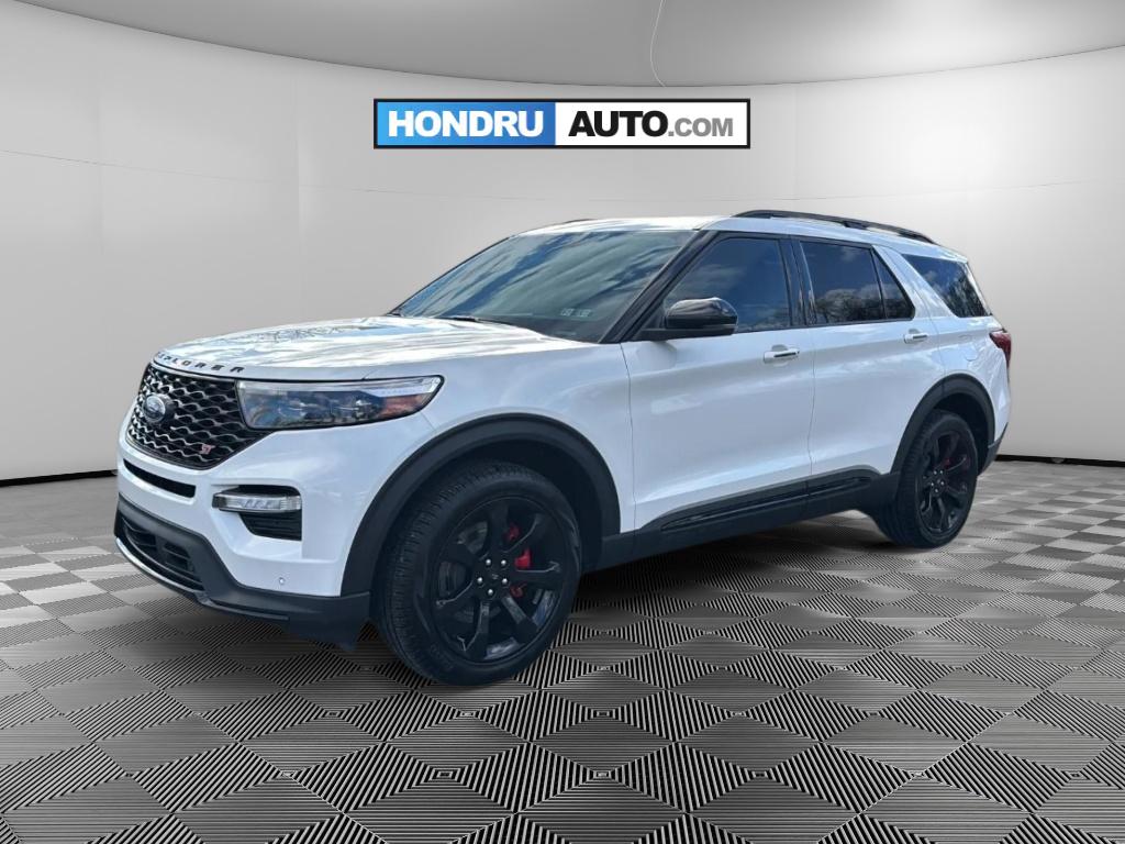 2023 Ford Explorer ST's photo