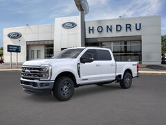 2025 Ford Super Duty F-250 Lariat Crew Cab