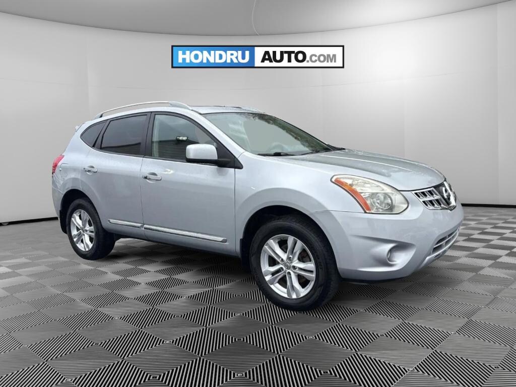 Used 2013 Nissan Rogue SV Sport Utility