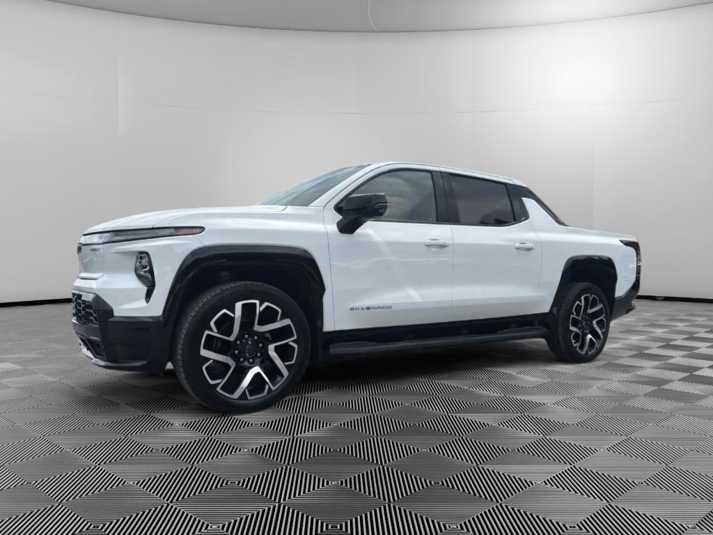 2024 Chevrolet Silverado EV RST's photo