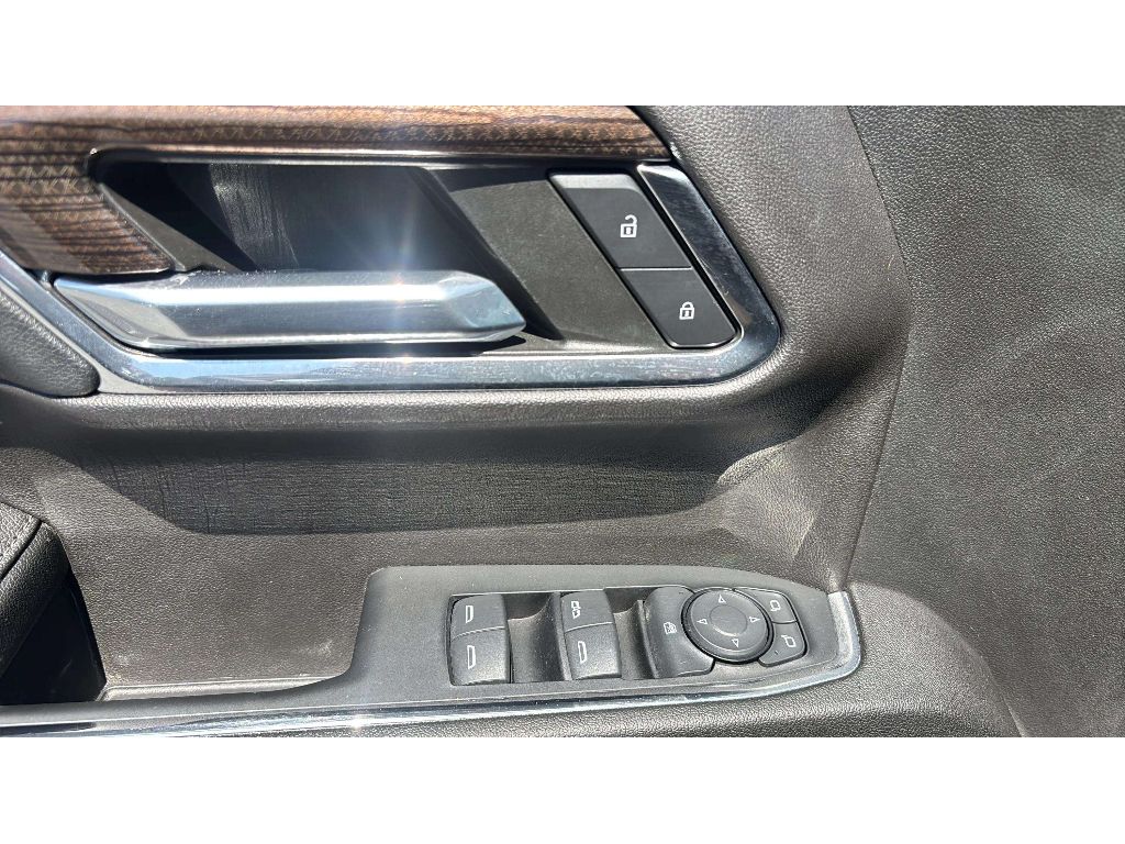 2023 Chevrolet Silverado 1500 LT - Photo 18