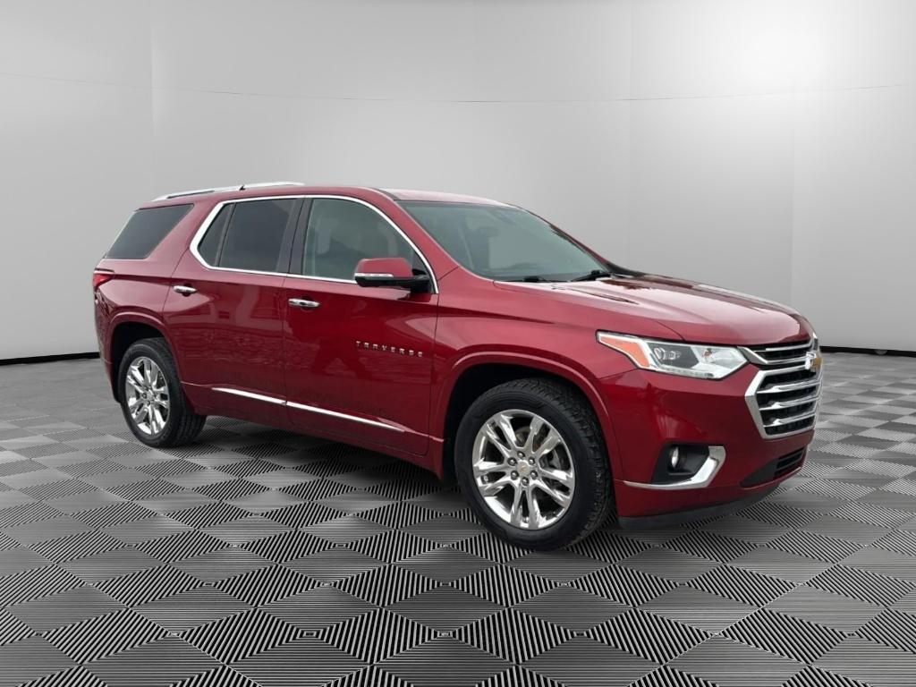 2018 Chevrolet Traverse High Country photo 2