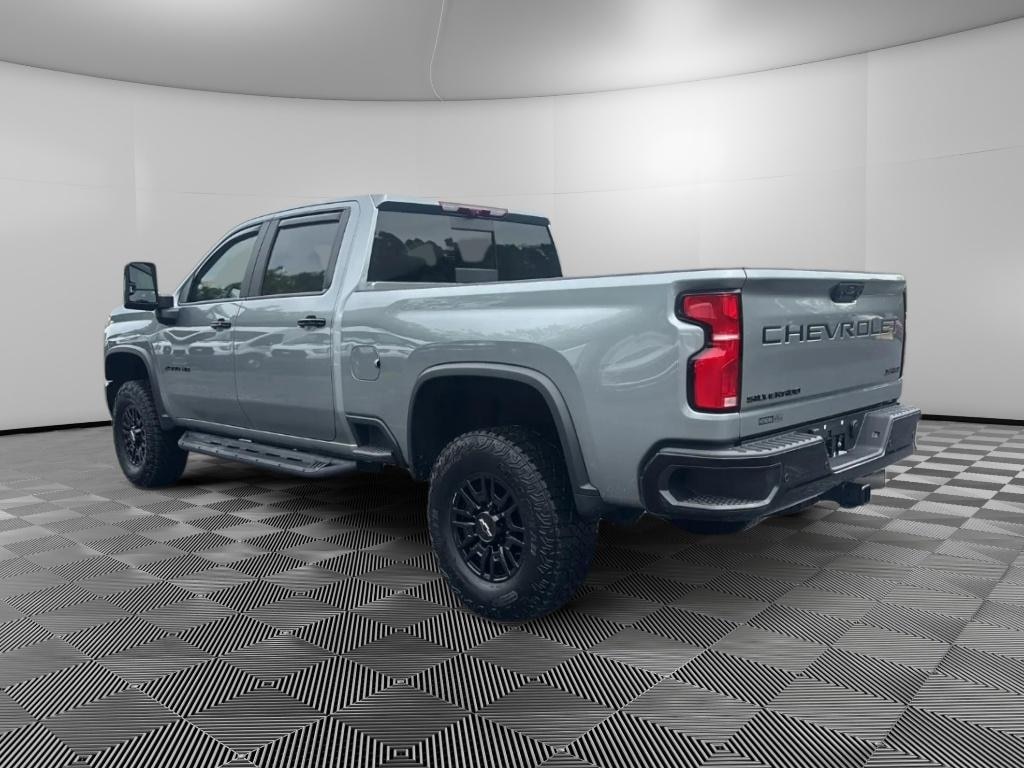 Used 2024 Chevrolet Silverado 2500 HD ZR2 Truck Crew Cab
