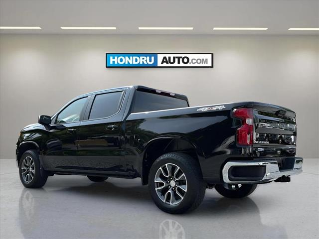 2022 Chevrolet Silverado 1500 LT photo 3