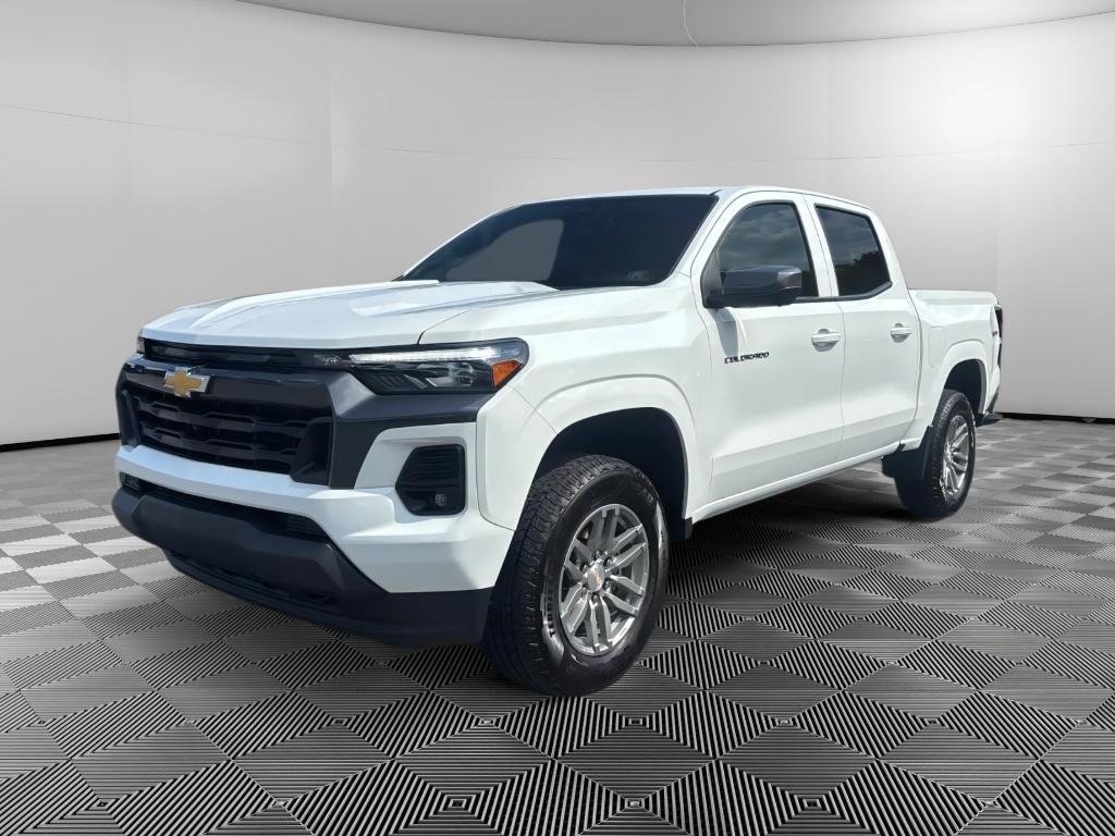 Used 2025 Chevrolet Colorado WT/LT Truck Crew Cab