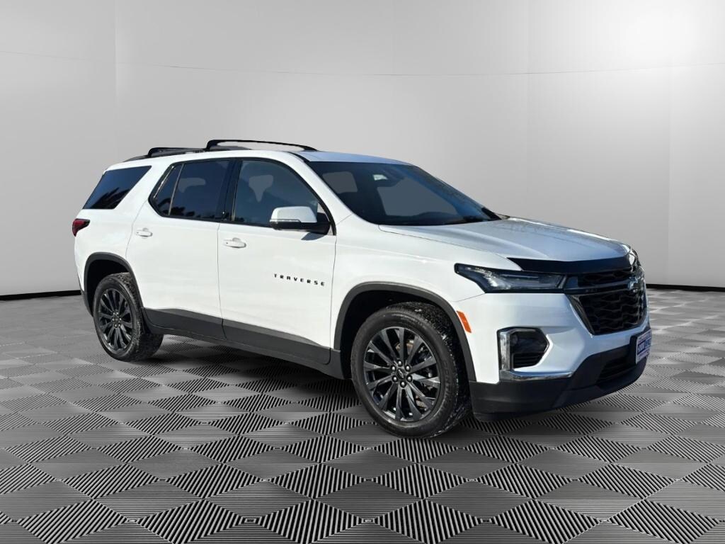 Used 2023 Chevrolet Traverse RS SUV