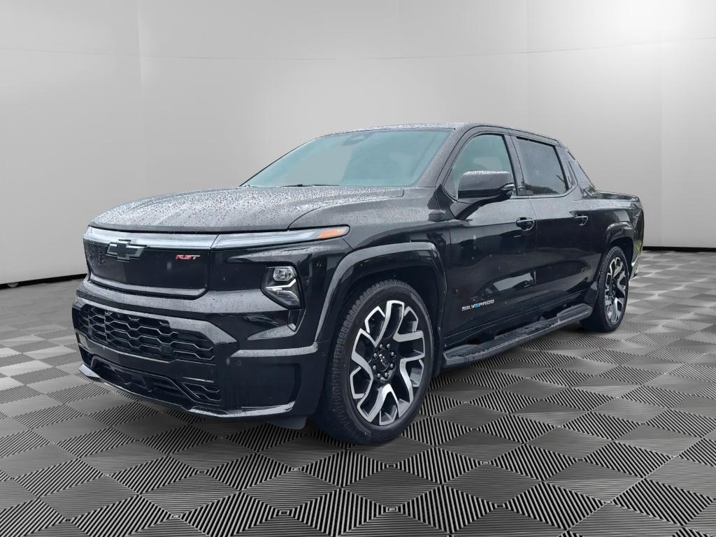 2025 Chevrolet Silverado EV RST Max Range's photo