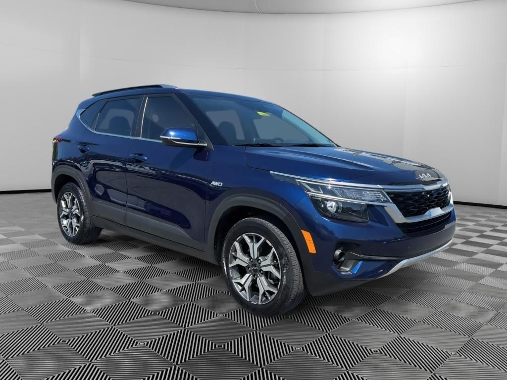 Used 2023 Kia Seltos EX SUV