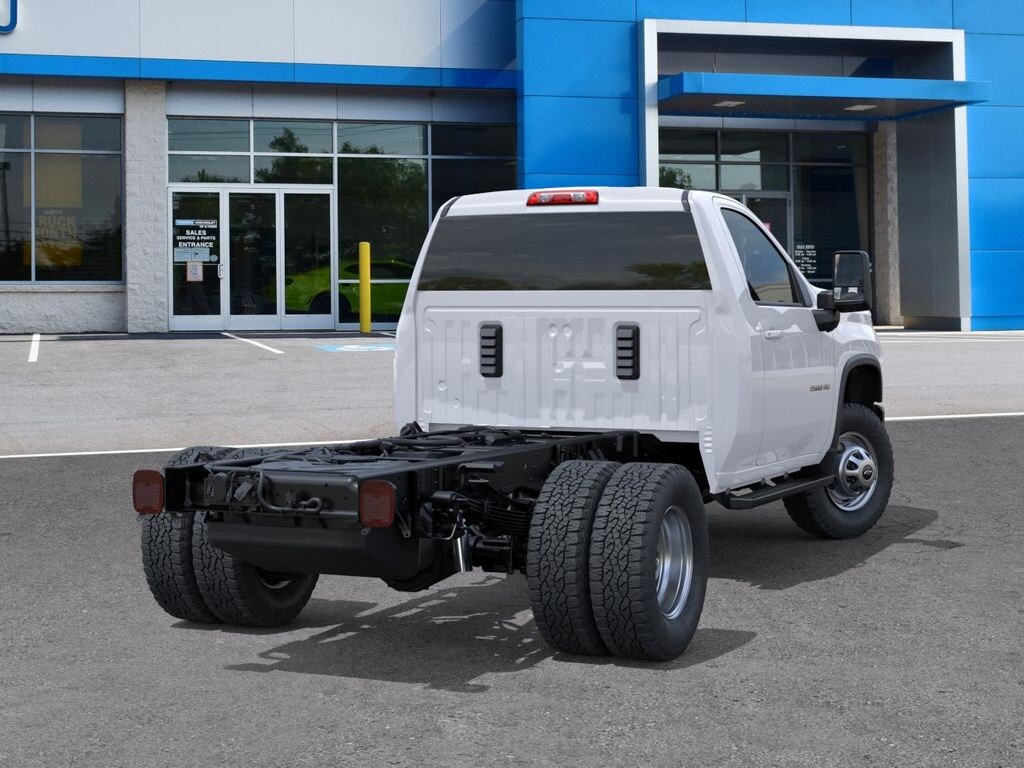 New 2026 Chevrolet Silverado 3500 HD Chassis Cab Work Truck Truck