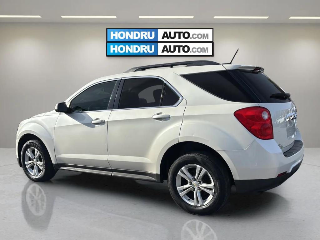 2015 Chevrolet Equinox LT photo 3