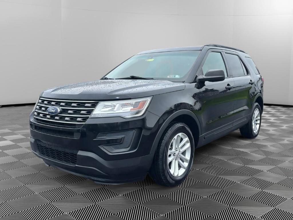 2017 Ford Explorer Base 4WD's photo