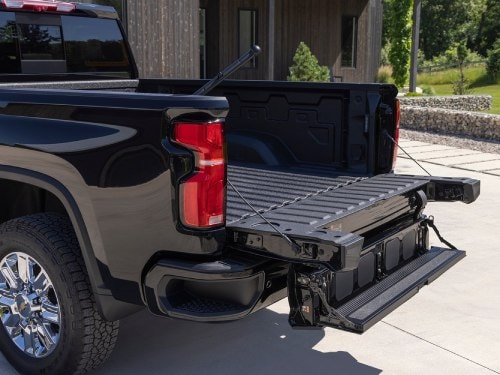 2026 Chevrolet Silverado 3500 view of bed