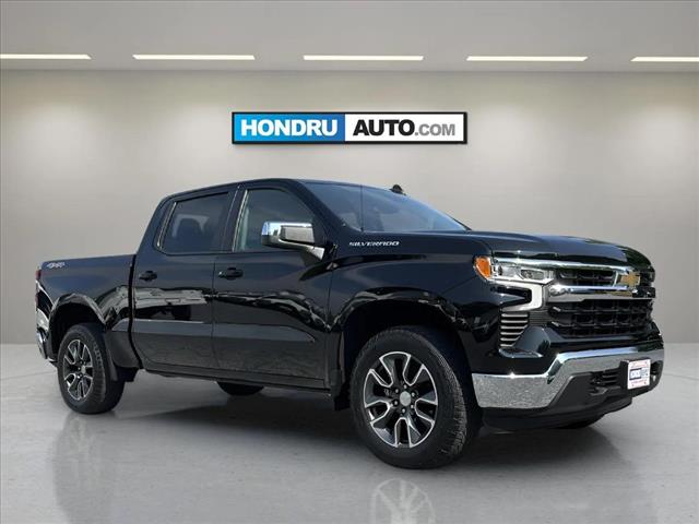 2022 Chevrolet Silverado 1500 LT photo 2