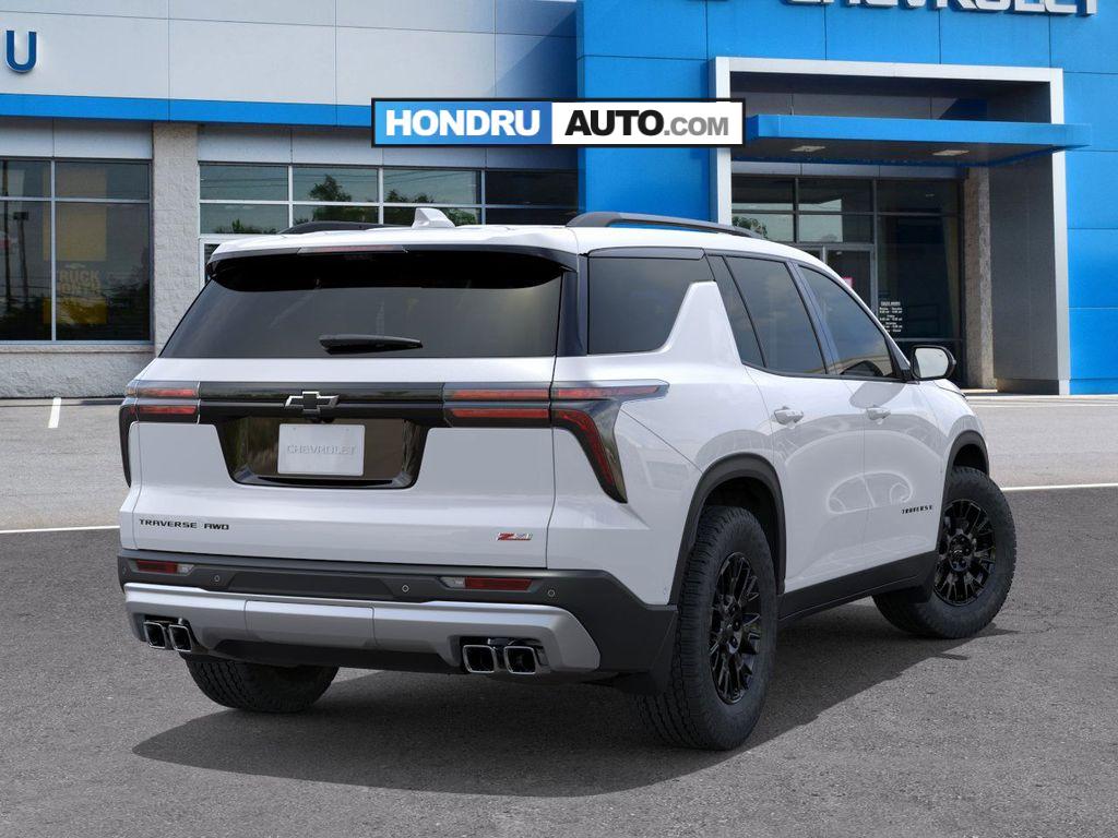 2026 Chevrolet Traverse Z71 photo 3