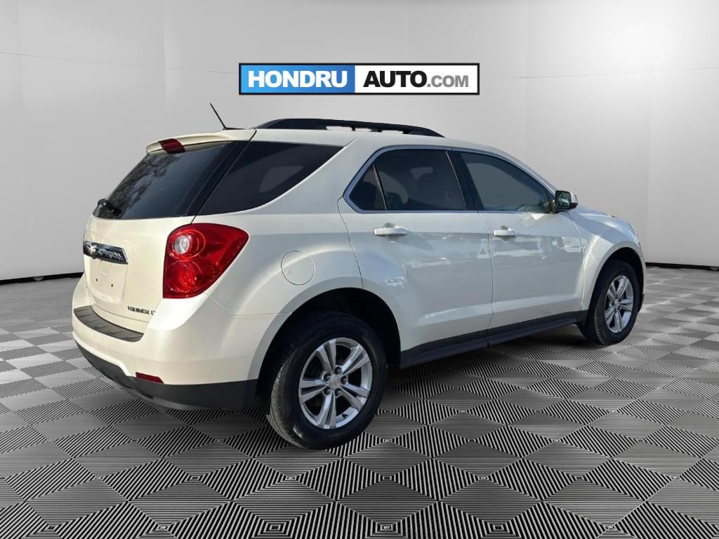 2015 Chevrolet Equinox LT photo 4