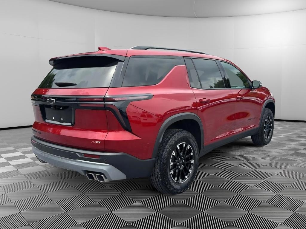 Used 2025 Chevrolet Traverse Z71 SUV
